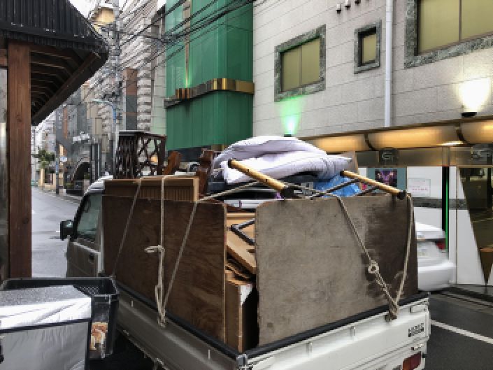 新宿区歌舞伎町で粗大ごみ回収｜粗大ごみ・不用品片付け安心業者
