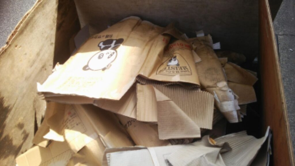 市川市でダンボール古紙の大量廃棄処分