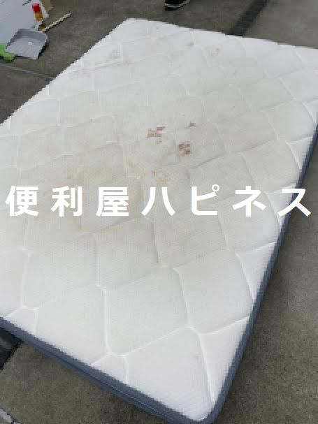 目黒区ダブルベッド家具緊急処分｜パイプローベッド解体分解対応