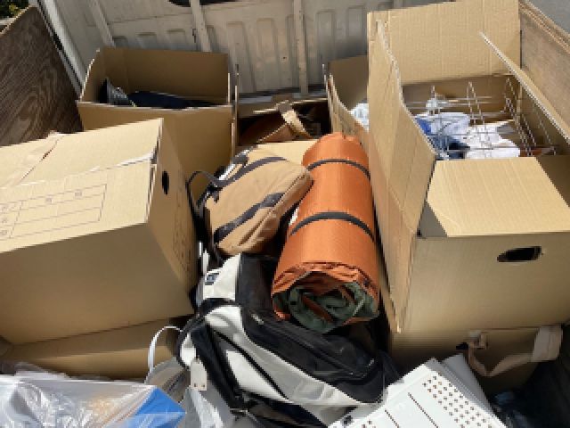 トラック積んだ不用品