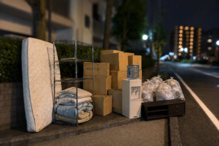 深夜不用品回収